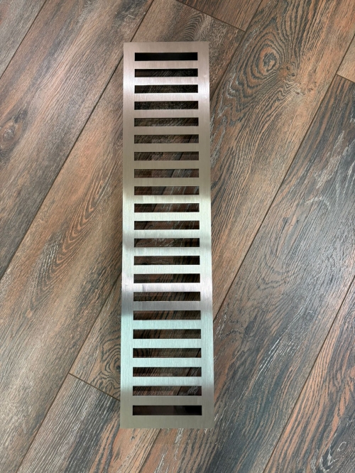 Вентиляционная решетка из нержавеющей стали NR 13 500х150